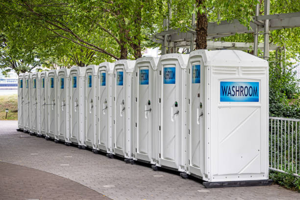 Porta potty delivery and setup in Leon Valley, TX